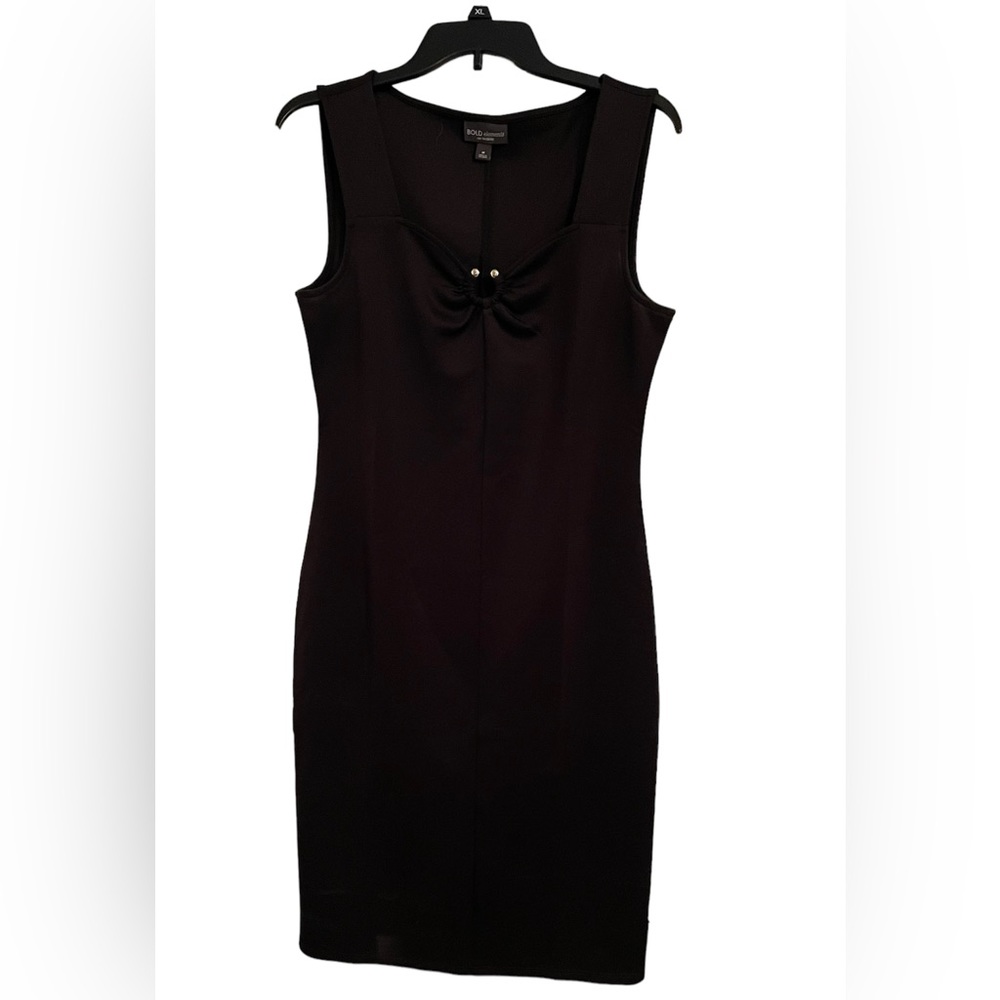 Bold Elements Shell dress Black with silver loop center detail